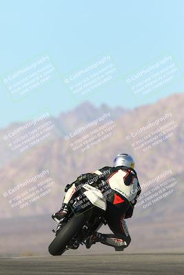 media/Jan-13-2024-SoCal Trackdays (Sat) [[9c032fe5aa]]/Turn 9 Backside (110pm)/
